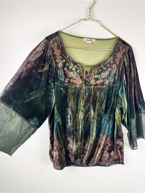 One World Womens XL Velvet Boho Top Olive Green Floral Whimsical Boho Sleeve